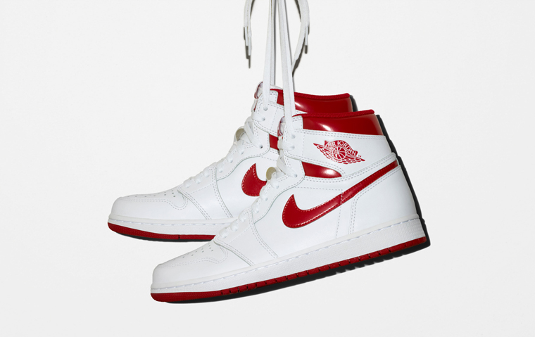 エア ジョーダン1 メタリックレッド SNKRS 発売決定
