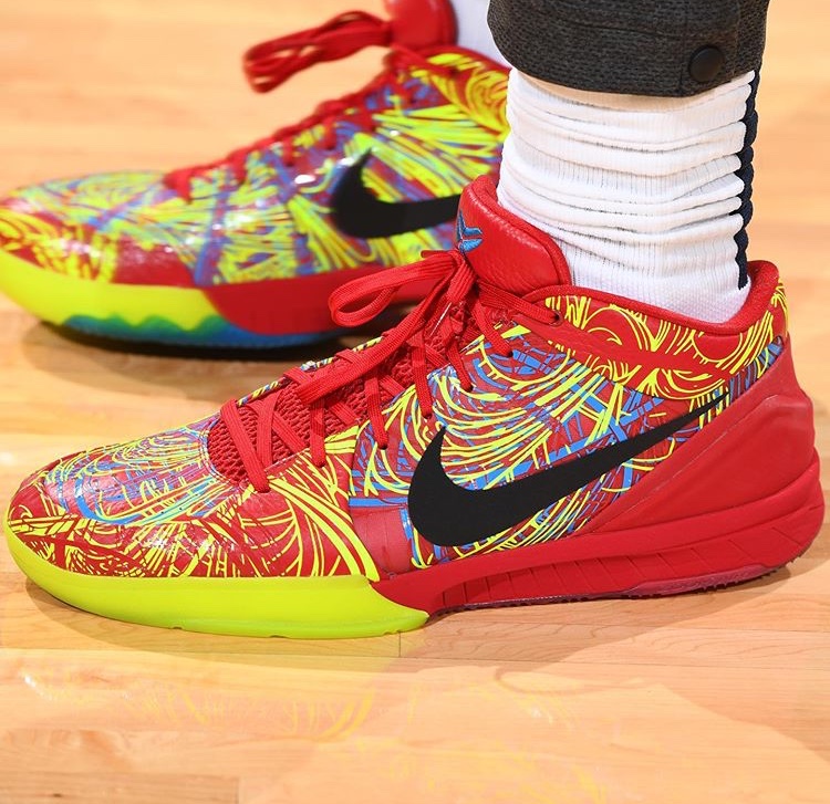 シューズ(男性用) Nike Kobe 4 Protro Wizenard コービー 4 プロトロ 'Wizenard' 発売日. Nike SNKRS